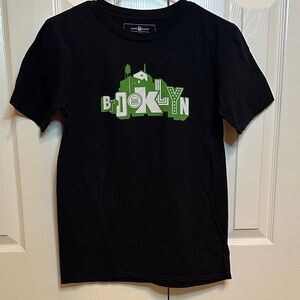 Shake Shack Brooklyn Black & Green Graphic T-Shirt - Fit is Adult Small/Youth XL